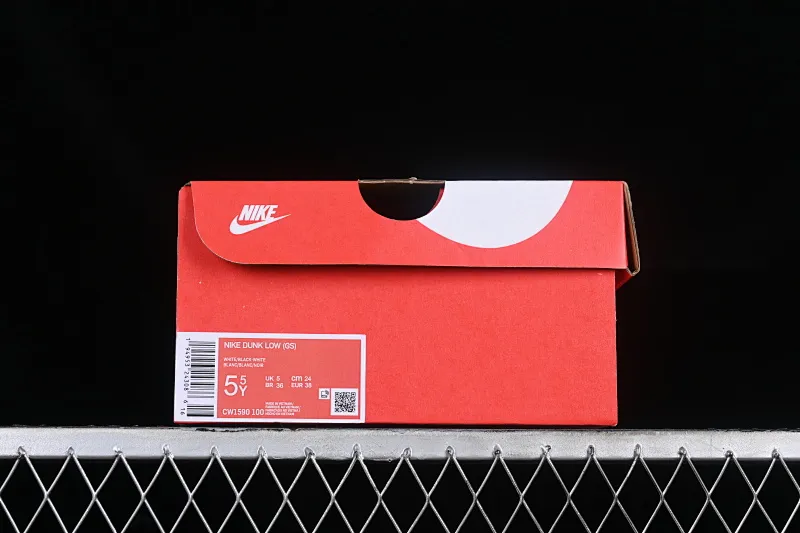 All categories Nk SB Dunk series Nk SB Dunk Low low-top sneakers Nk Dunk Low splash-ink distressed Chinese style Taotao Oolong SB strap deconstructed low-top casual sneakers CW1590-100
